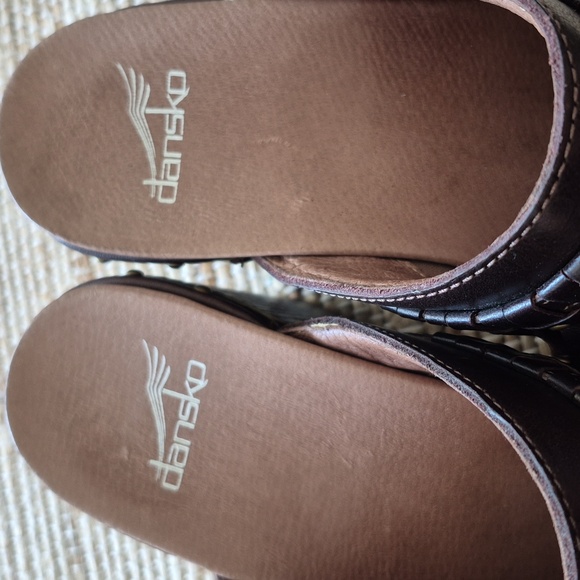 Dansko Deni Clogs - Picture 5 of 8